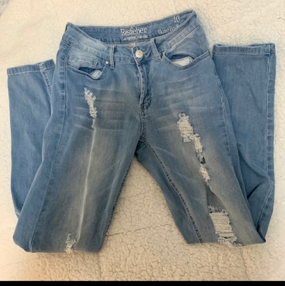 🦄 - Picture 5 of 5